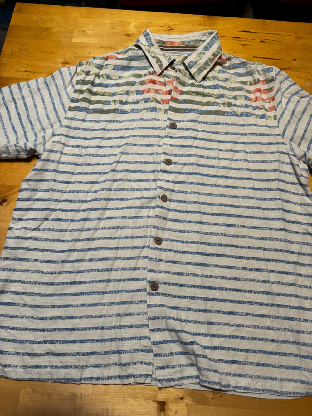 Island Republic Navy and Cream Patch Logo Beach Tee